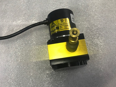 �����������λ�Ƃ������w�F(xi��n)�^��ˮƽ���F(xi��n)�����