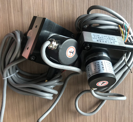 �������xλ�Ƃ������ڰ��b����ļ���С֪�R